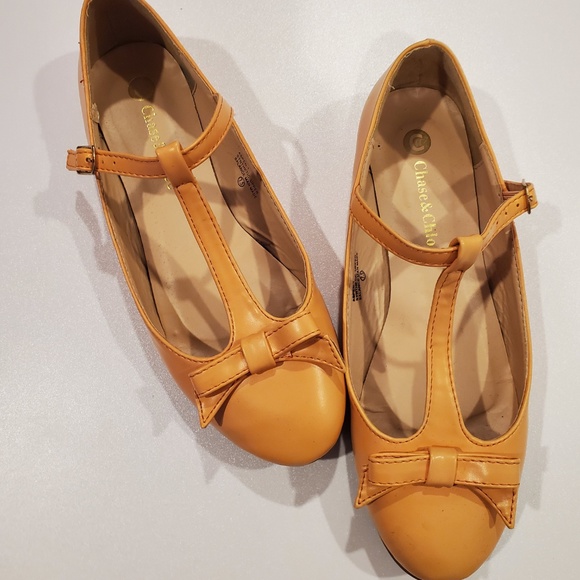 Chase + Chloe Bow Flats in Peach Size 7.5 - Picture 5 of 6